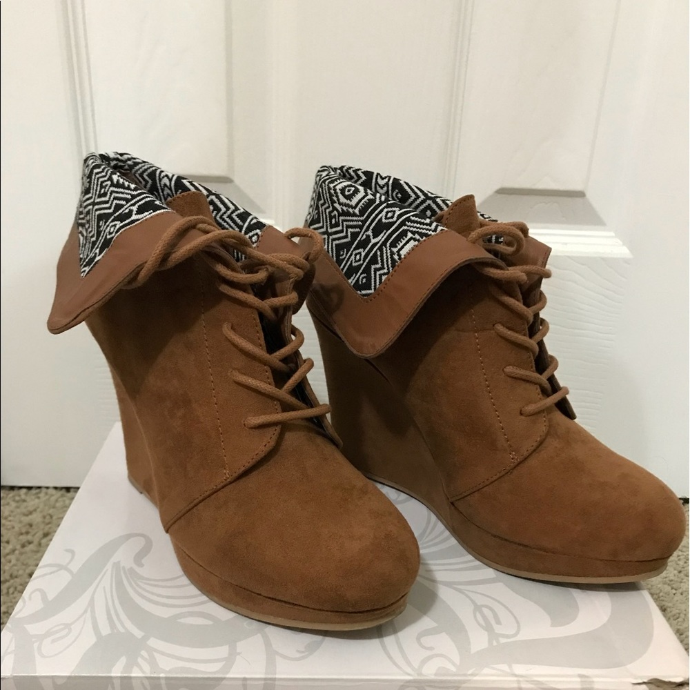 Tan Heel Booties